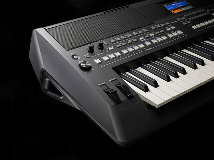 YAMAHA PSR-SX600