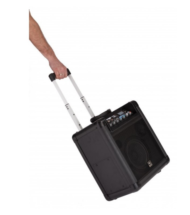 FREE8LT  Uniwersalne combo PA z opcją zasilania bateryjnego. Moc 20 W.